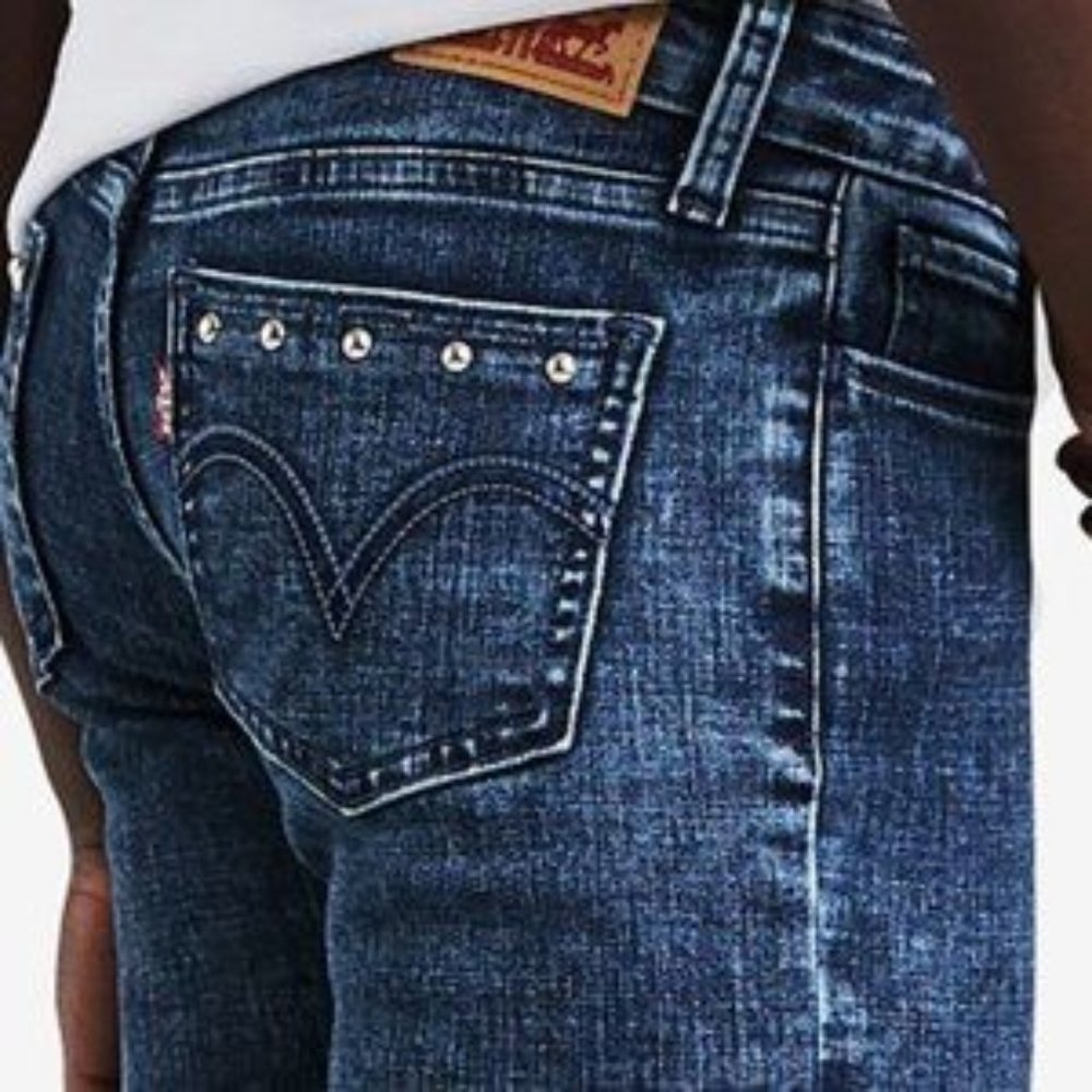 NWT! Levis 535 Studded Super-Skinny Jeans